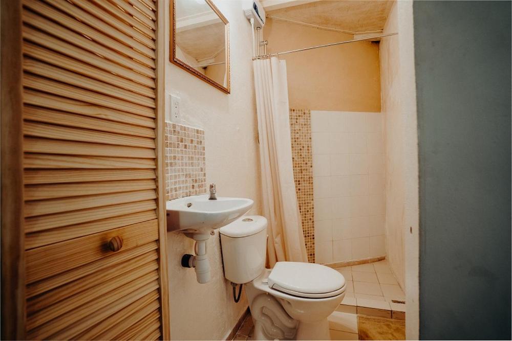 Homey Vacation And Carrental Willemstad Exterior foto