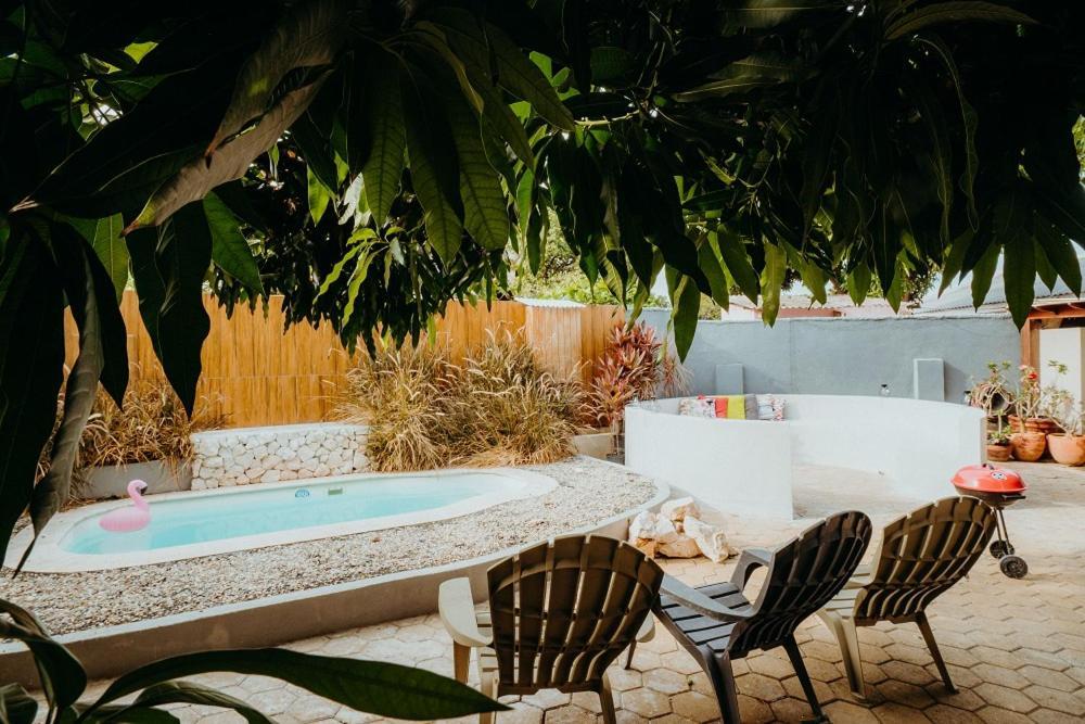 Homey Vacation And Carrental Willemstad Exterior foto